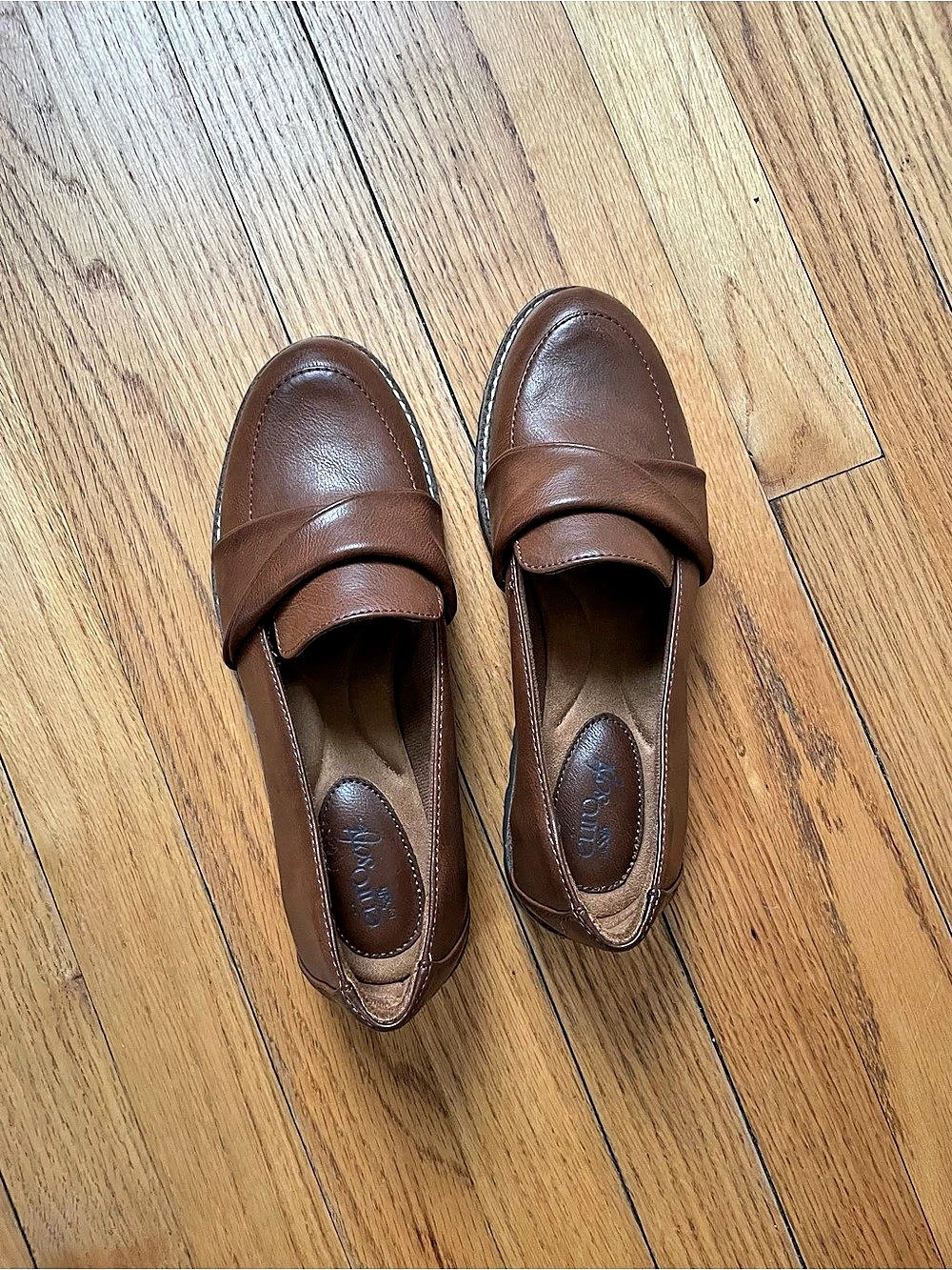 Clarks Brown Leather-Style loafers